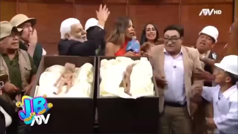 👽 Funny | Alien Alliances: Humans After Coexisting with Aliens for a Year! | FunFM