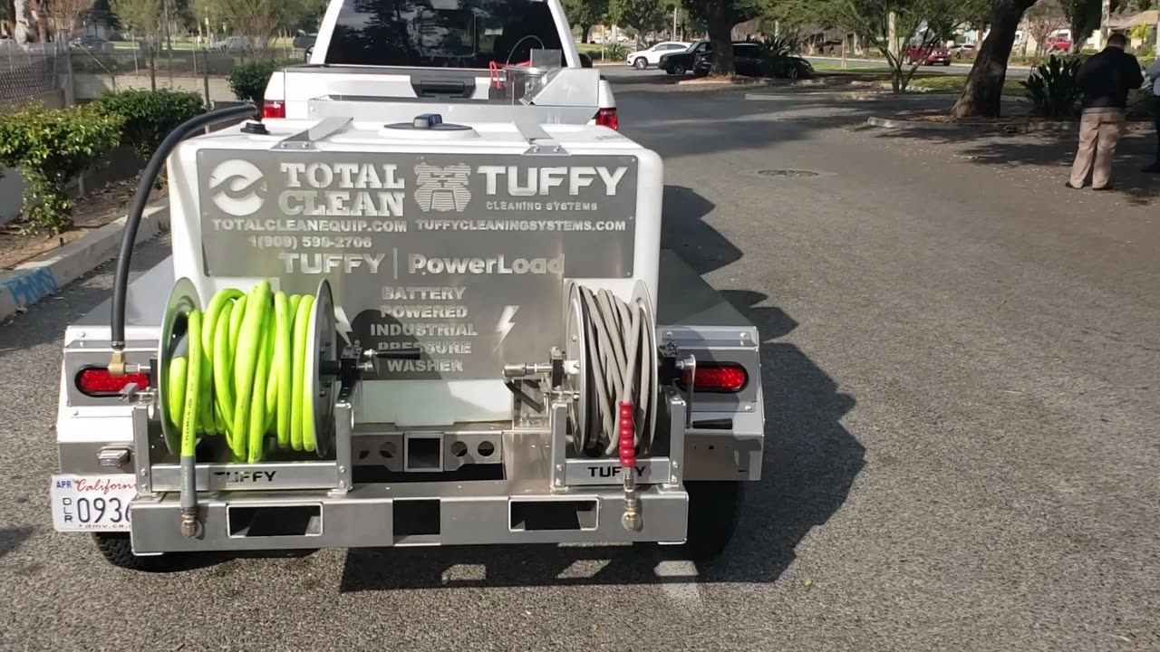 Tuffy PowerLoad Hot Water Trailer