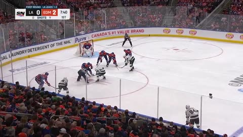 Connor MCDAVID -26 DRAISAITL connect on the power play-