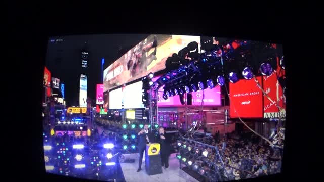 NYC - TIMES SQ - NYC BALL DROP - COUNTDOWN PART 2 OF 3