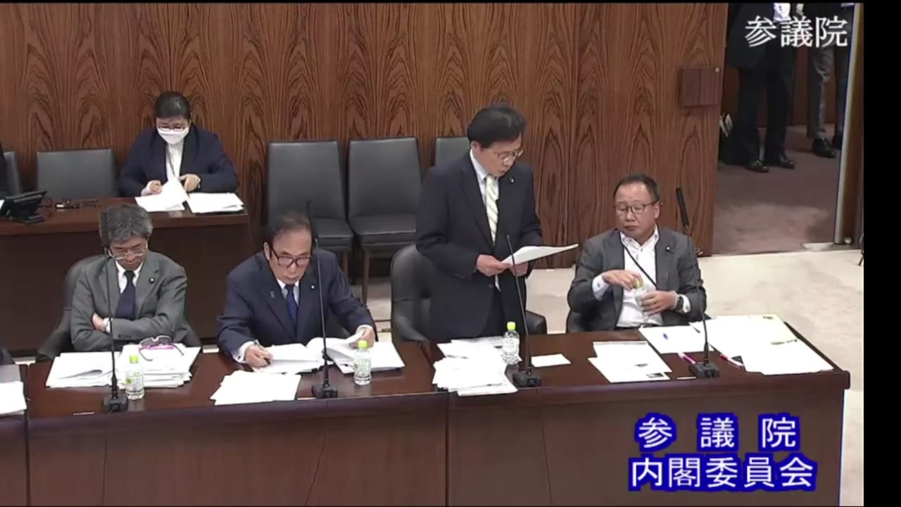 内閣委員会5月9日女性トイレ-井上哲士(日本共産党)