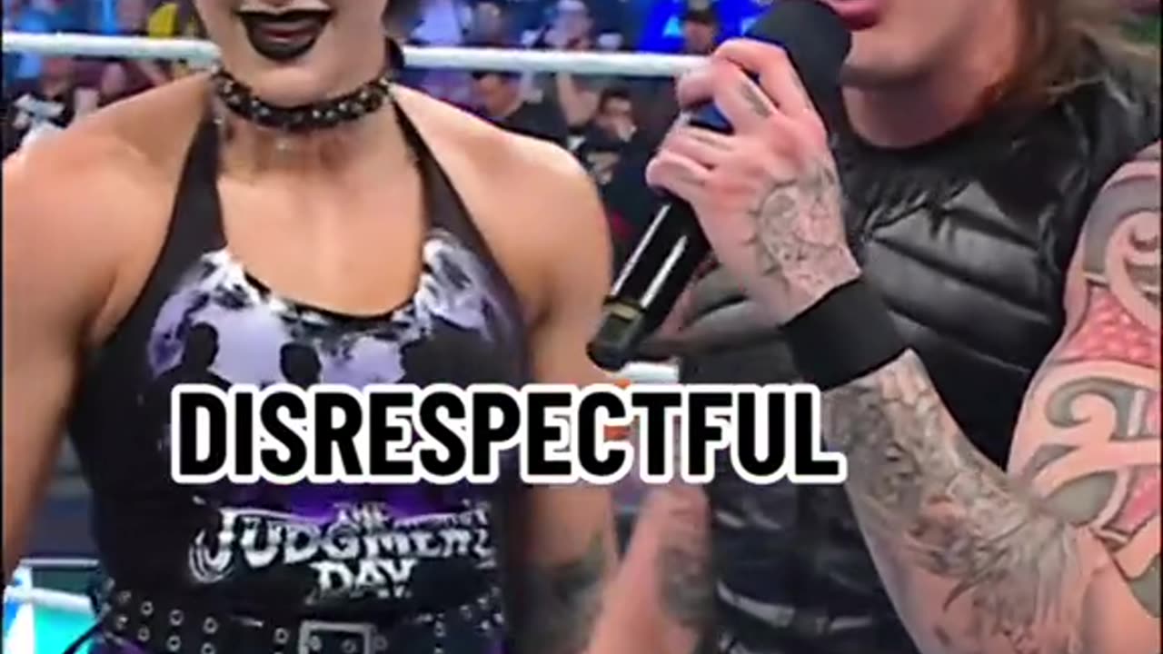 Tell us how you really feel Dom Dom#WWE