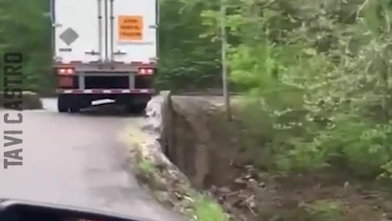 Epic weekly Truck Fails