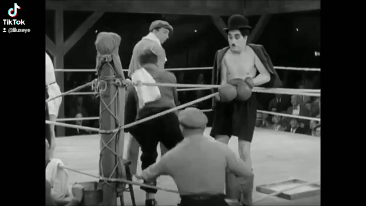 Chaplin_VS_Keaton(360p)