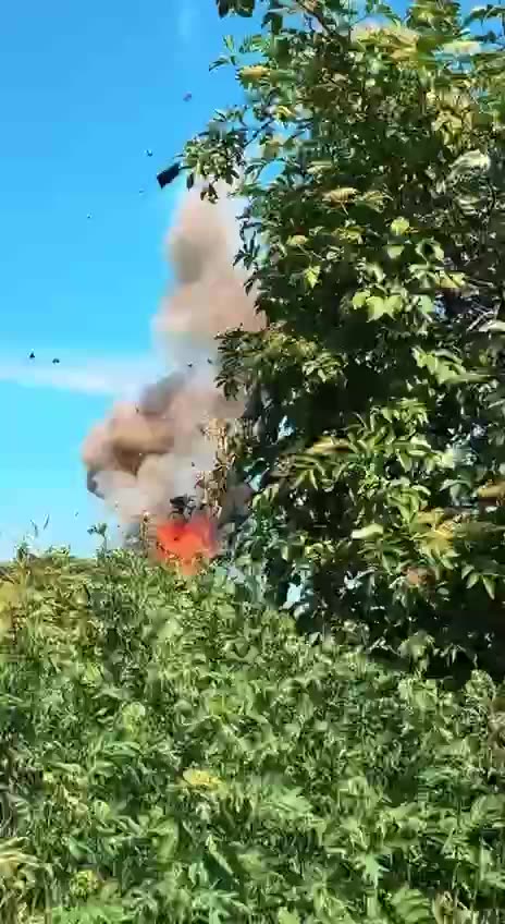 The Ruzzian BTR-82 with a turret separation.