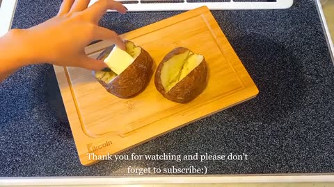 Air Fryer Baked Potato _ How to make Baked Potato in the Air Fryer (1)