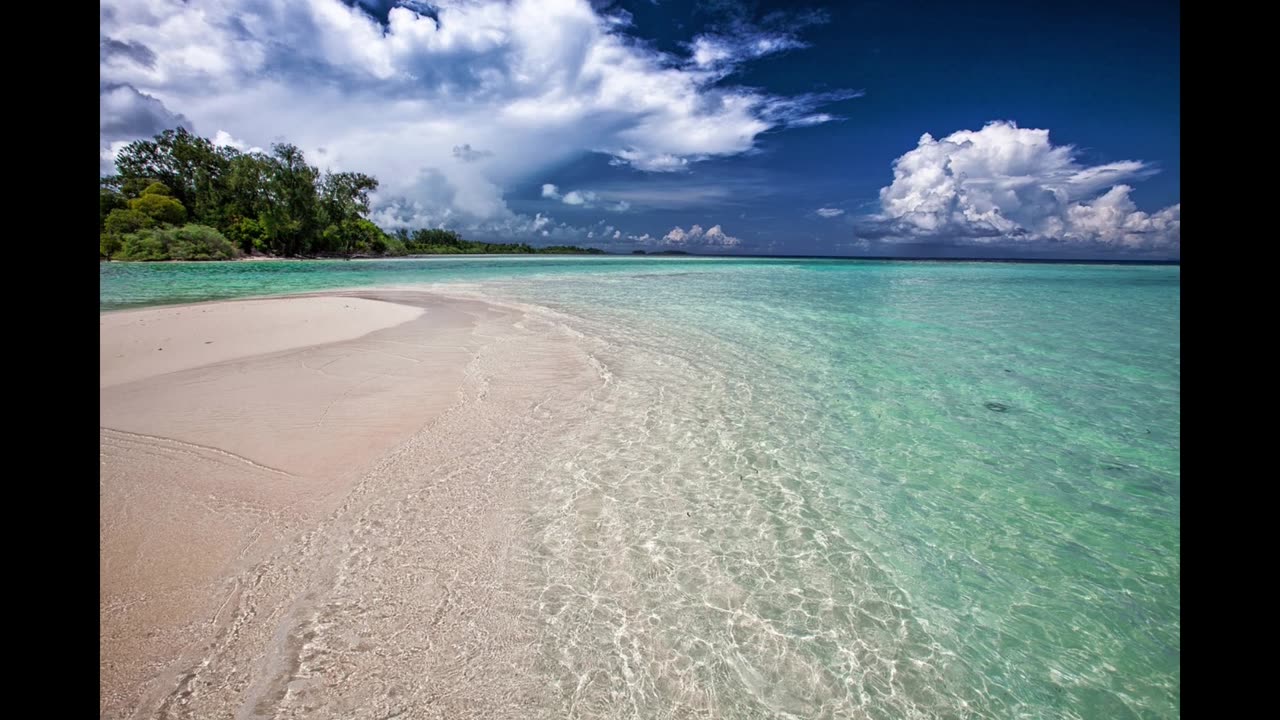 relax with the sound of the sea