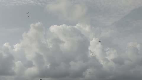 Peraa Chute jump