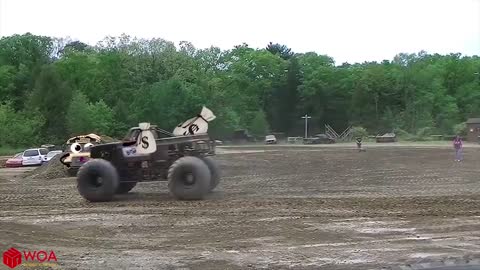 Freestyle Funny Crazy Monster Truck