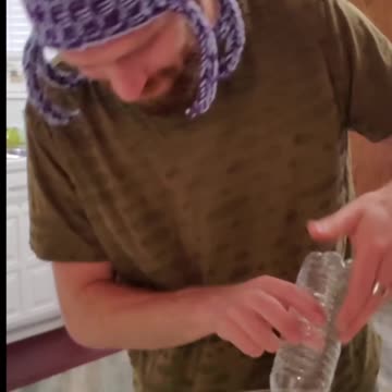 Amazing Water Bottle Egg Hack (separating eggs)