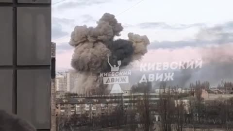 Another video of rocket attacks on Kiev