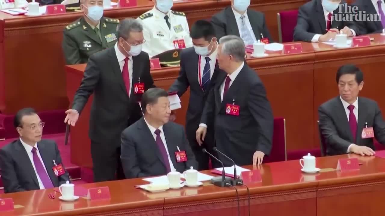 Former Chinese president Hu Jintao unexpectedly led out of party congress