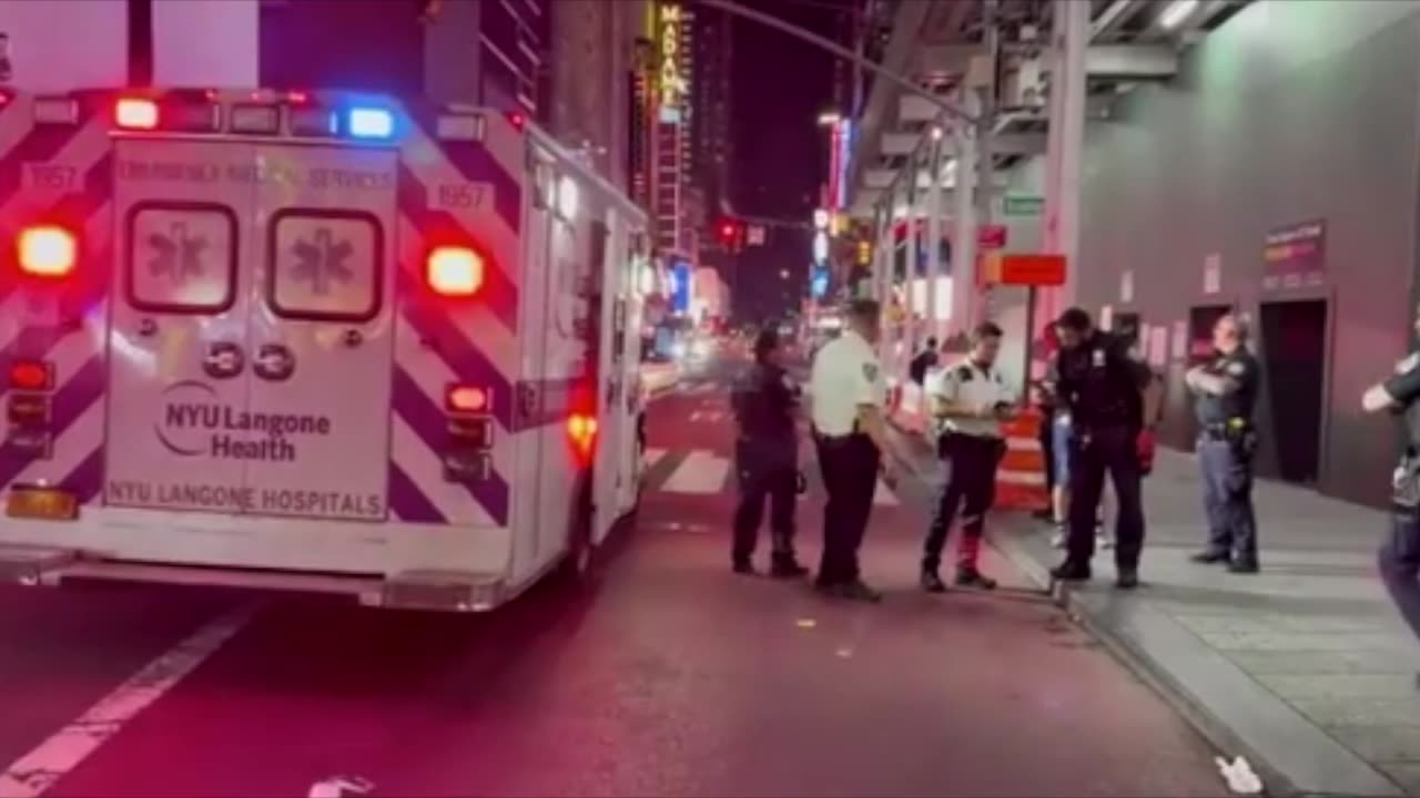 4 People Bitten, Slashed, or Pepper Sprayed Near New York's Iconic Times Square! In One Night!