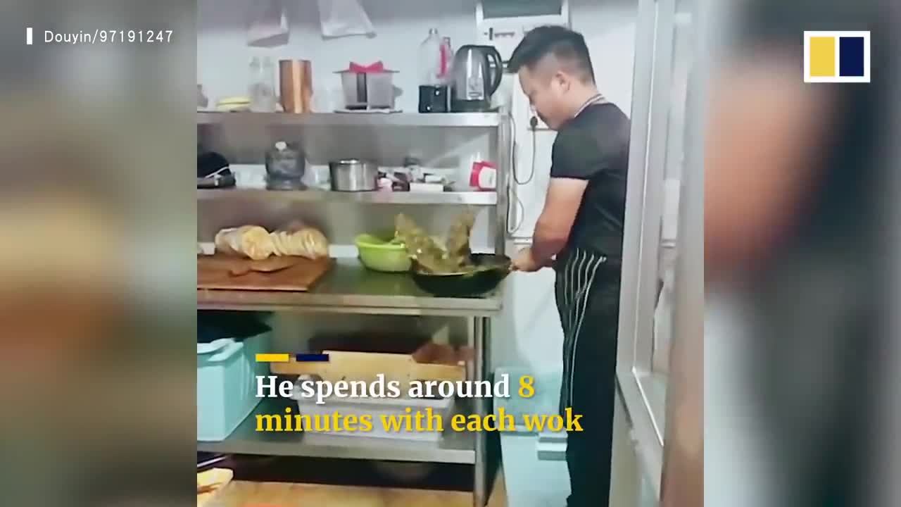 Chinese chef’s amazing food-tossing skills go viral onli