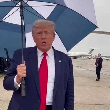 Umbrella Don descends on Detroit