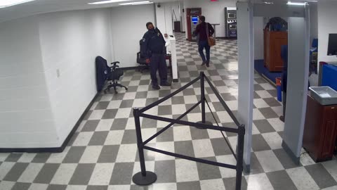 6135RHOBG3G3L8ScreeningArea8_2021-01-06_11h20min01s550ms.mp4