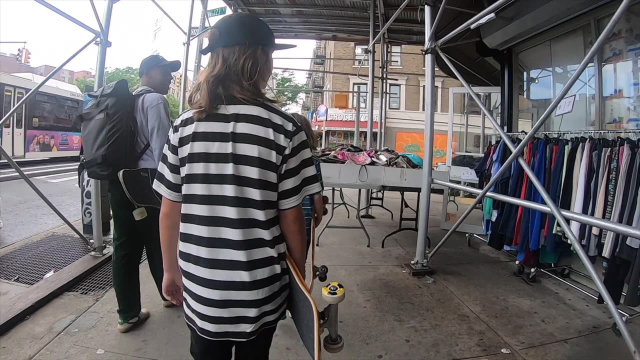 (Perte de Temps) Skateboarding