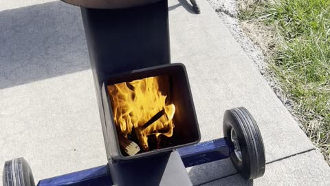 The Patriot Rocket Stove video #3