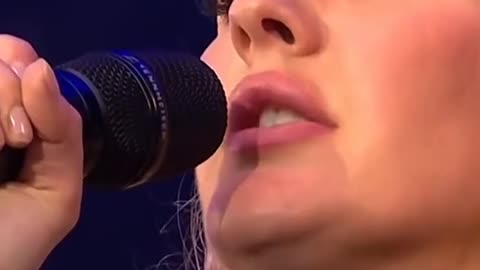 Love me like you do song