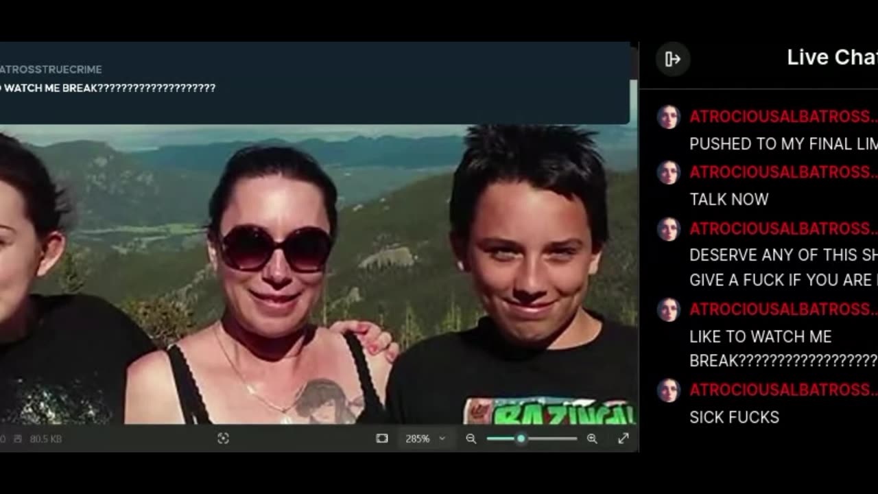 Mad woman attack in her own chat