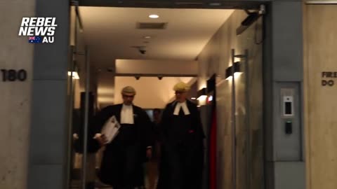 BREAKING_ Anti-lockdown mum TORN AWAY from toddler arrives in Supreme Court