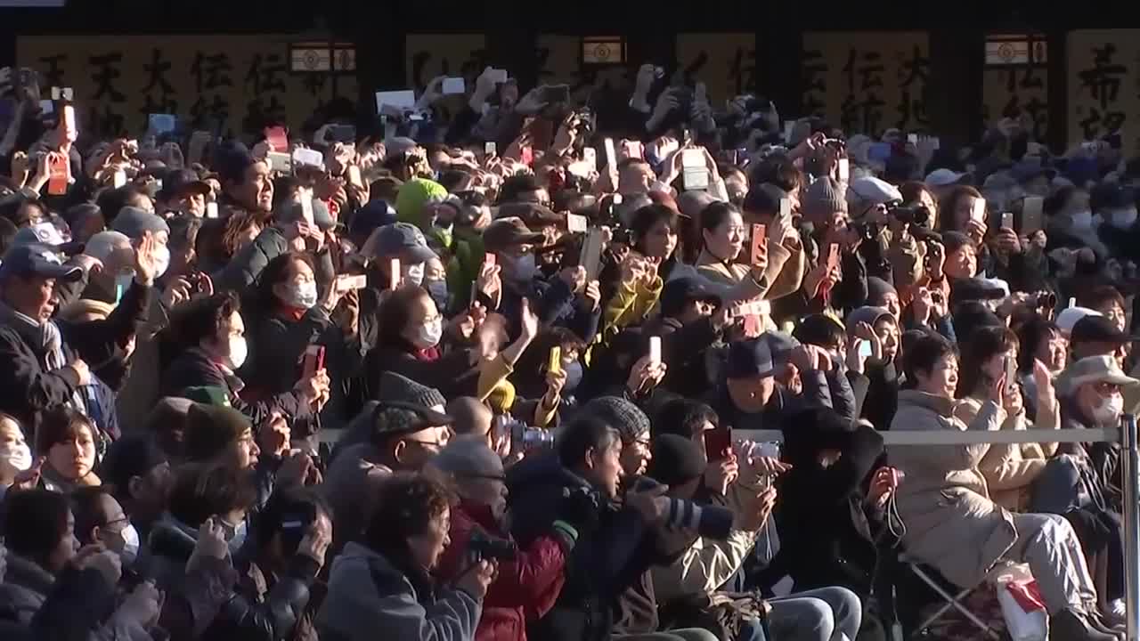 Japan celebrate new Sumo Grand Champion