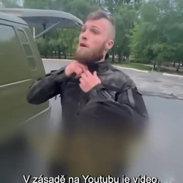 Ukrajinským vojákům došla nafta, a proto jsou nuceni tankovat do vozidel slunečnicový olej