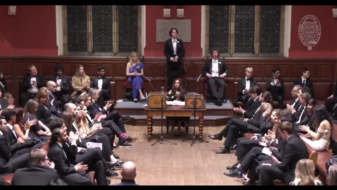 🏴󠁧󠁢󠁥󠁮󠁧󠁿OXFORD populist VS. pontiff PELOSI🇬🇧