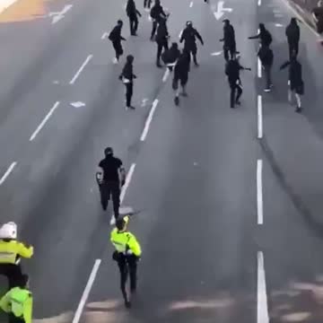 黑警 瘋狂駕駛 電單車撞人