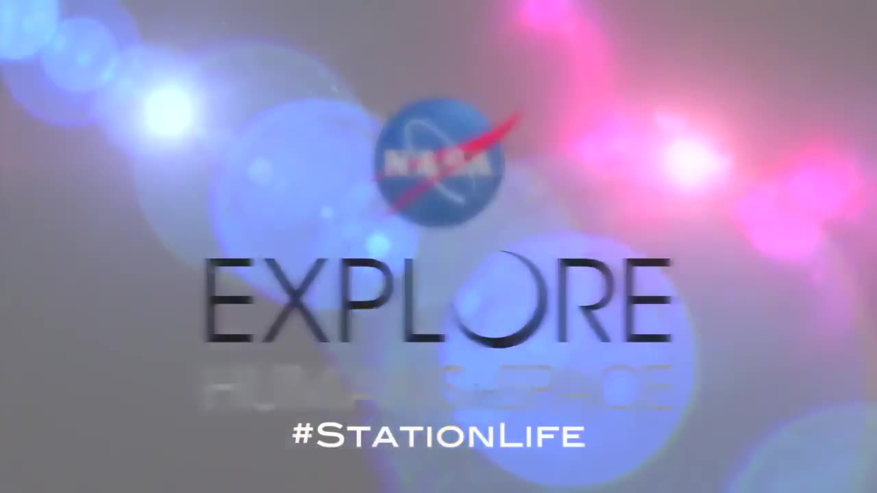 Space make eating a lot more fun! Astronuts explane food prup