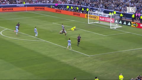 Messi Crazy ASSIST vs Sporting KC