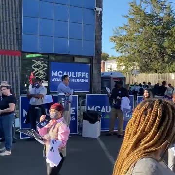 NOBODY shows up for Terry and Kamala in Virginia