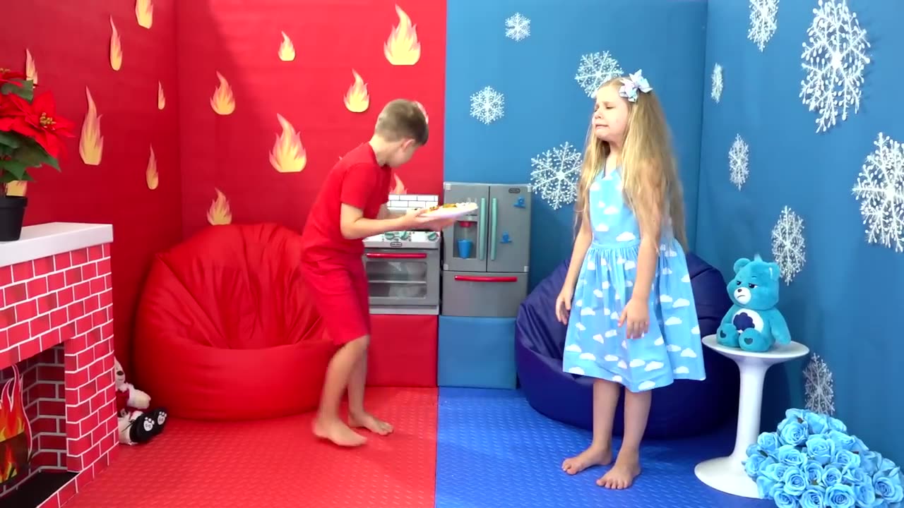 Diana and RomDiana and Roma Play in New Room - Collection of videos for children