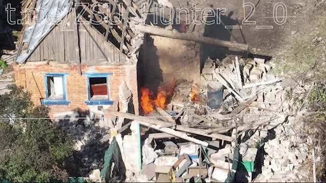 Russian artillery in Zaporizhzhia oblast destroys a stronghold set up by V.S.U. in a private house