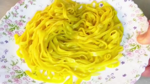 Making Noodles with a MANGO Instead of Water