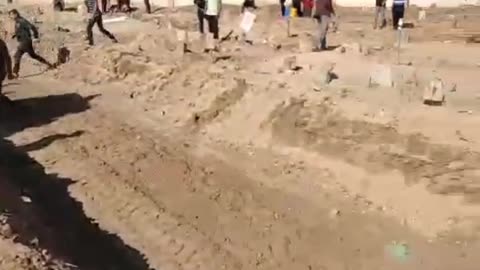 🔞💔Fosse comuni a Gaza.