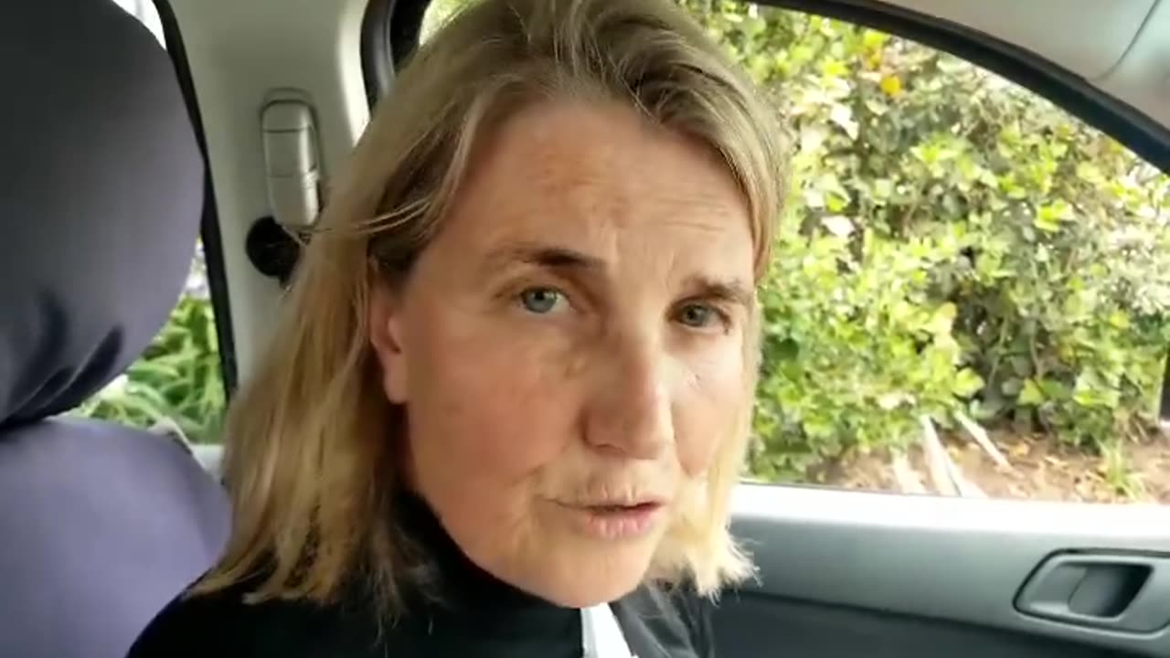 Liz Gunn "NZ Vax Whistleblowers Raided by Police" (link to Vaccine Data Video in description)