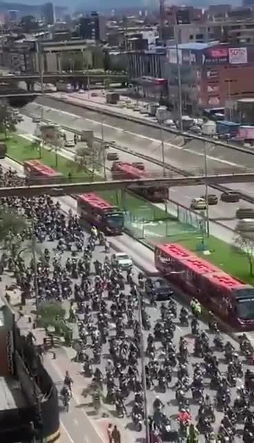 ¿SOAT de moto a $1’300.000? Petro responde a motociclistas en protesta