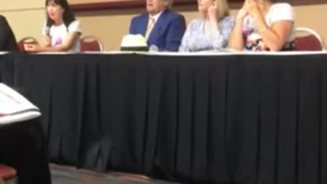 Strange Universe Panel New Life Expo with Lori Spagna (Part 2)