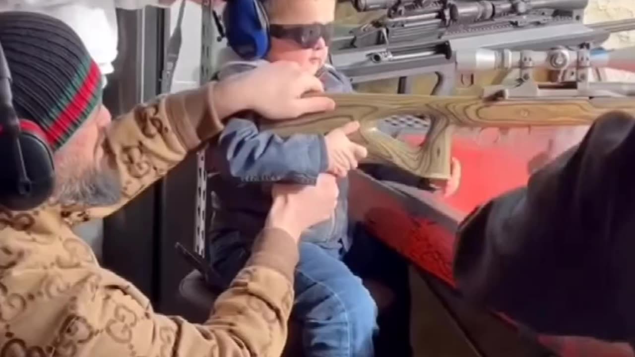 Hasbulla with sniper