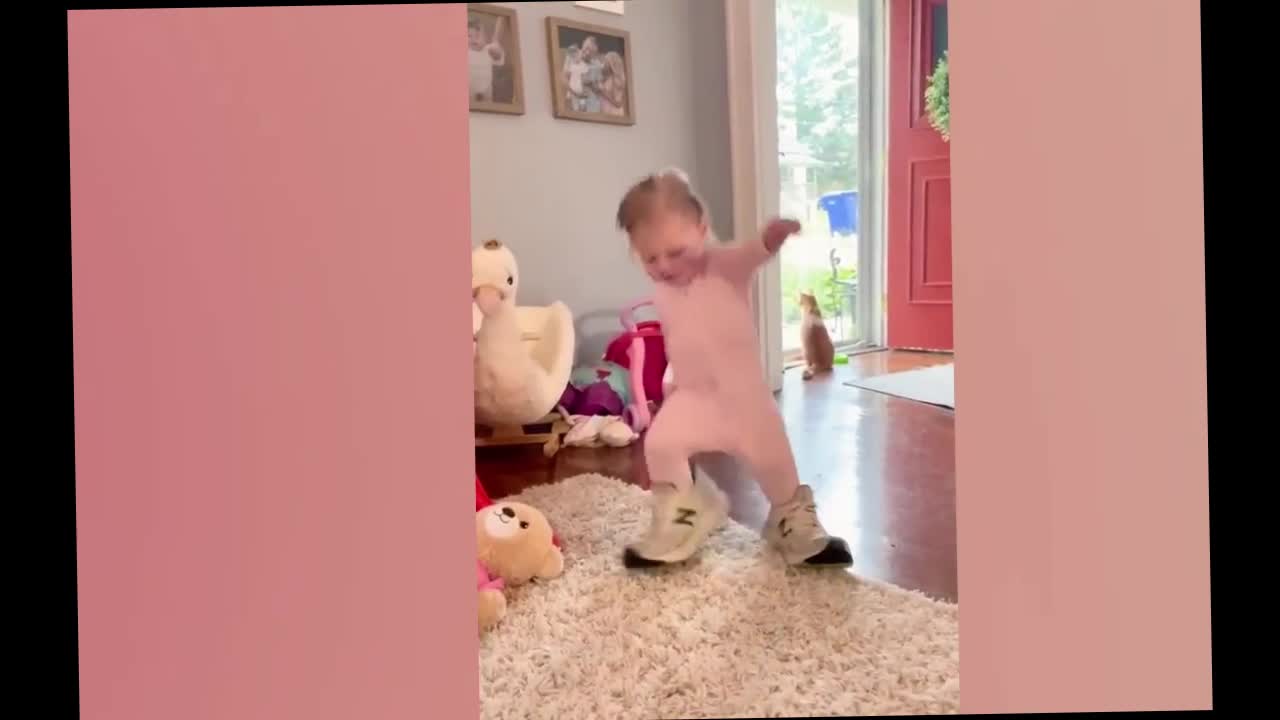 Cutest Baby Videos that Will Make You Smile 100 %