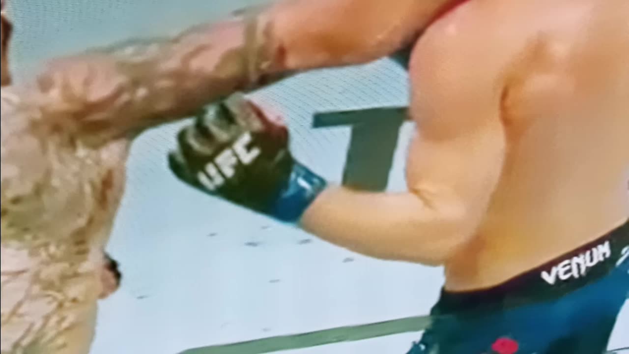 Cub Swanson still doing damage at 41 yrs old