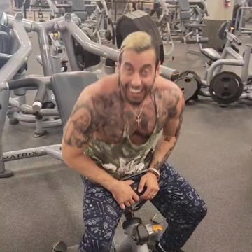 CHRIS SKY💥SUNDAY💥CHEST🏋️DAY INCLINE BENCH ATTEMPT 270 POUNDS💥🔥😎