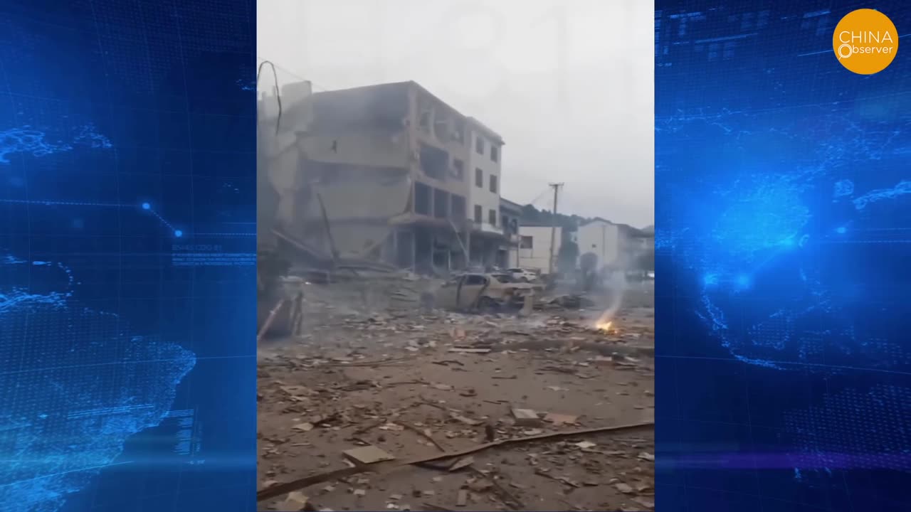 Buildings Cracks Into Two, One Side Falls to Ruins; China’s Tofu-Dreg Buildings Survive Only 5 Years