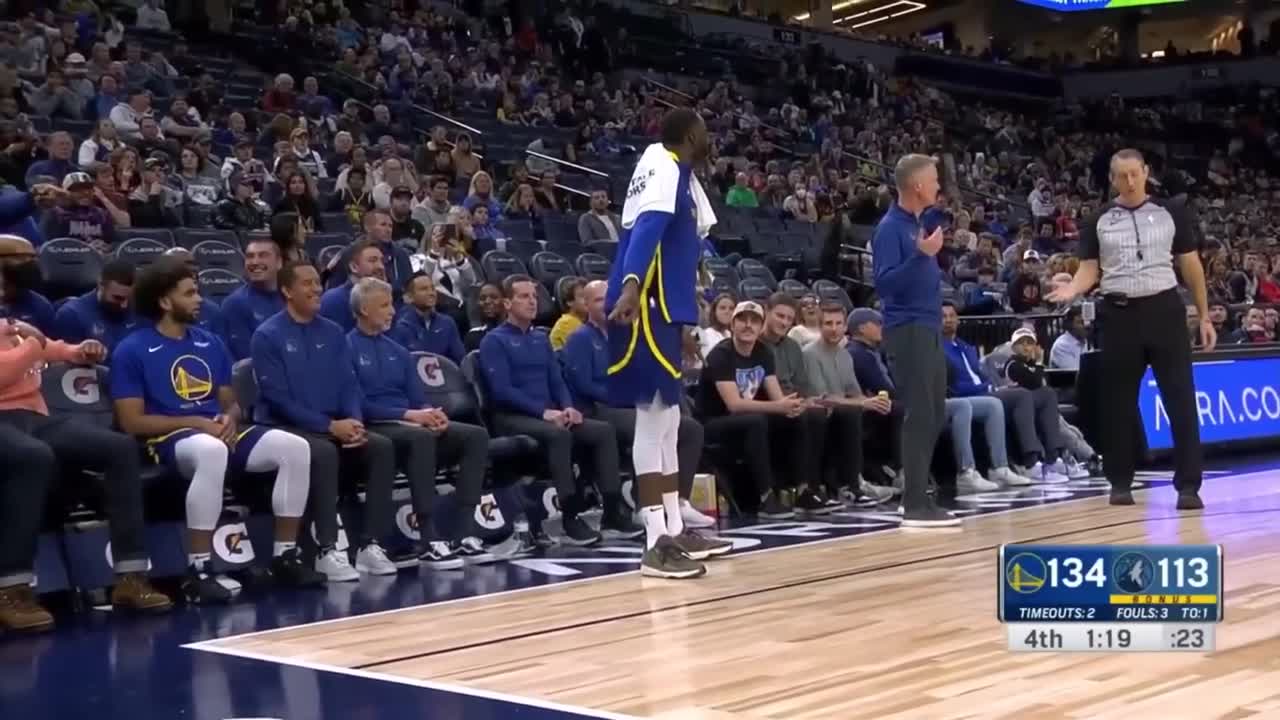 Steph Curry gets tech on purpose after refs didn’t let him and Draymond have fun on the bench