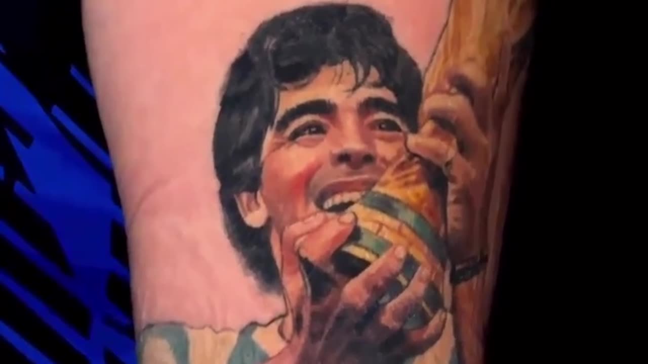 Inked in Celebration: A Fan's Incredible Tattoo Tribute to Maradona and Messi!