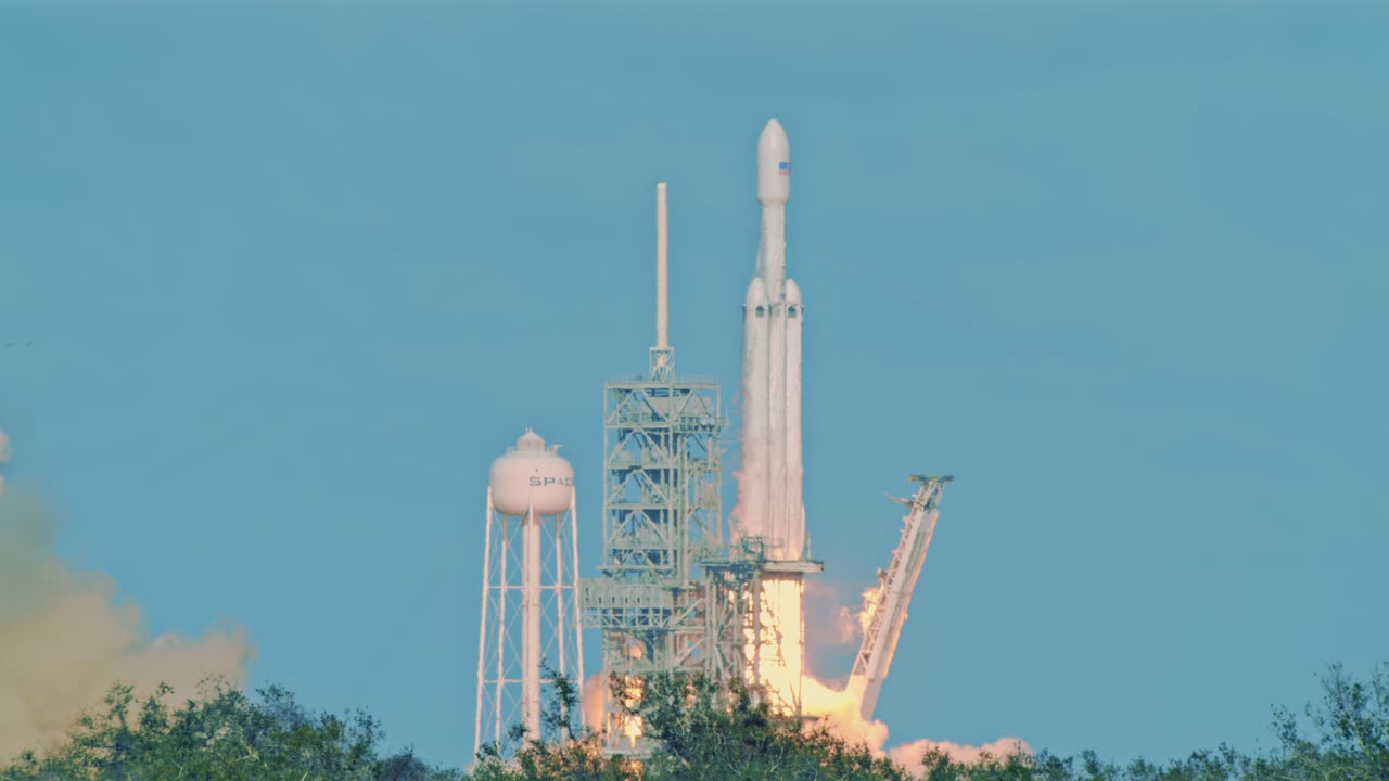 SpaceX Falcon Heavy: Igniting a New Era at the World's Premier Multi-User Spaceport