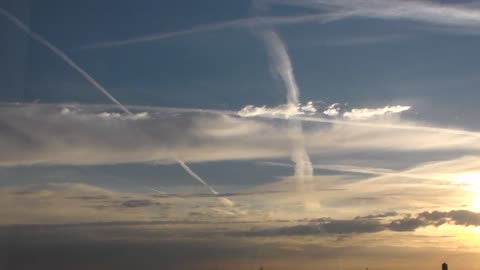 from 10/17/2016 - Geoengineering over Indianapolis, IN