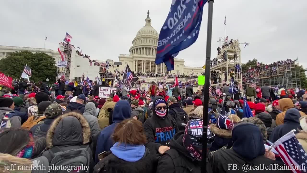 January 6th - Capitol Building - Megaphone Man - Pan of Crowds - Part 8