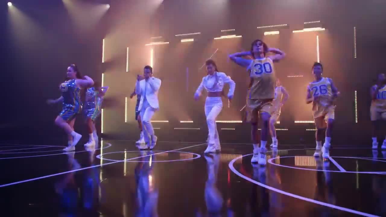 Corbin Bleu, Sofia Wylie - Different Way to Dance (HSMTMTS)